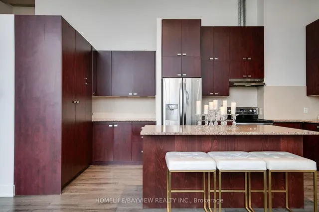 Additional image 11 of 637 Lake Shore Blvd Unit 101