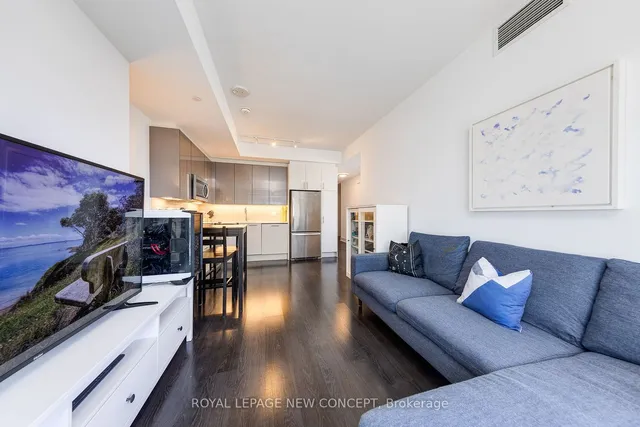 Additional image 7 of 403 Church St Unit 3508