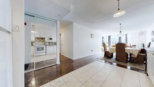 Additional image 14 of 40 Panorama Crt Unit 106