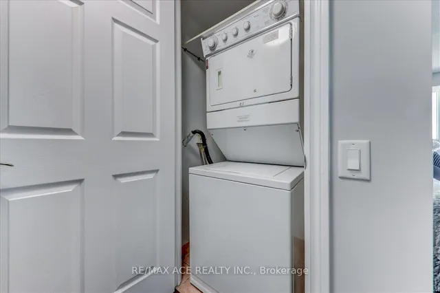 Additional image 26 of 61 Town Centre Crt Unit 2009