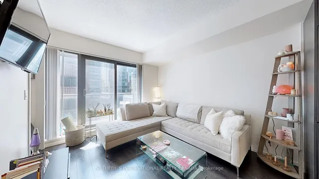 Additional image 5 of 159 Dundas St Unit 705