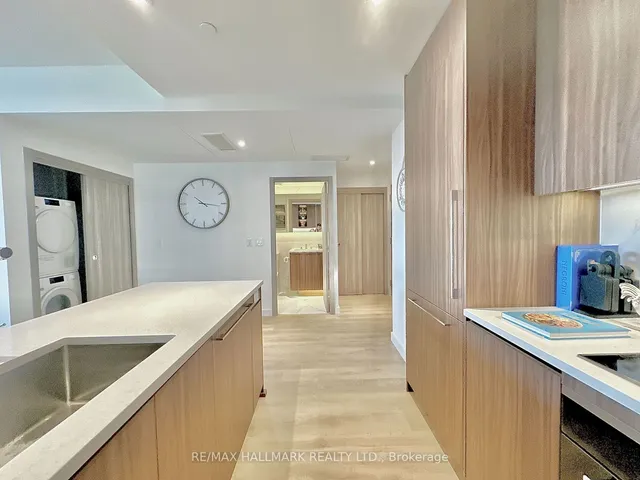 Additional image 11 of 25 Mcmahon Dr Unit 1902