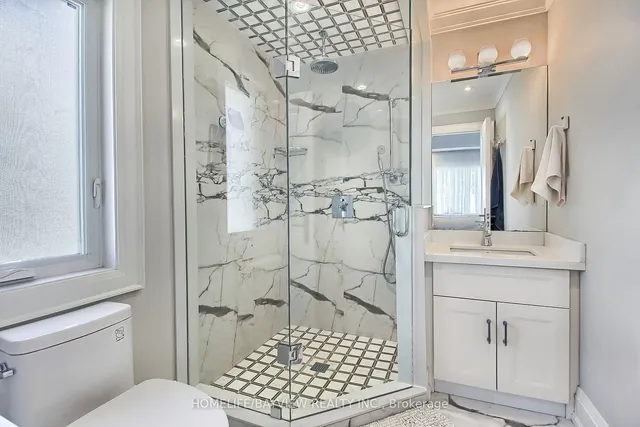 Additional image 26 of 41 Transwell Ave