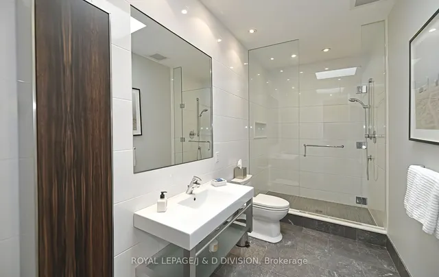 Additional image 30 of 8 Brynhurst Crt