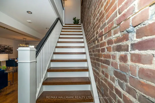 Additional image 21 of 104 Monarch Park Ave