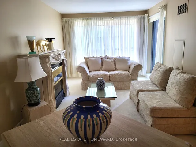 Additional image 8 of 887 Bay St Unit 905