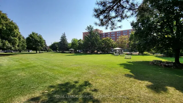 Additional image 15 of 5 Frith Rd Unit 912