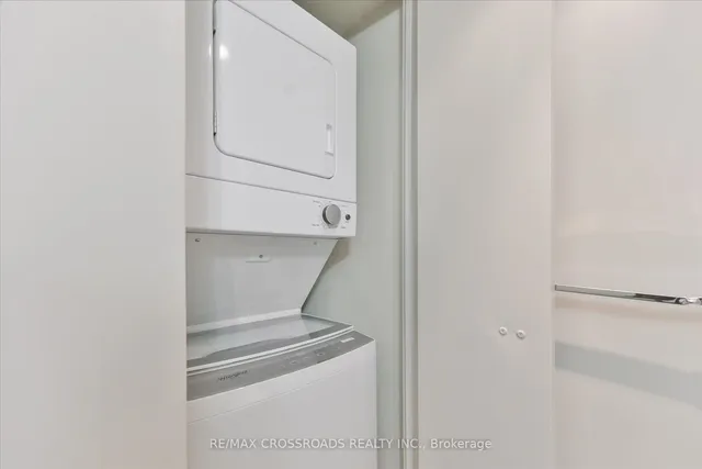 Additional image 18 of 126 Simcoe St Unit 506