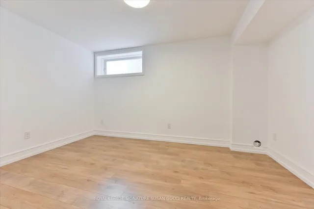 Additional image 30 of 36 Glenshaw Cres