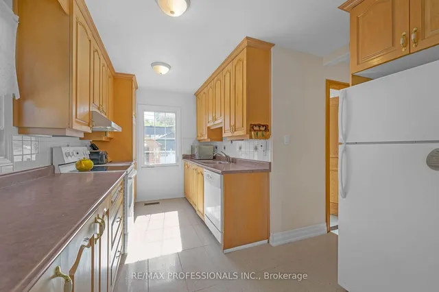 Additional image 8 of 3 Frankwood Rd