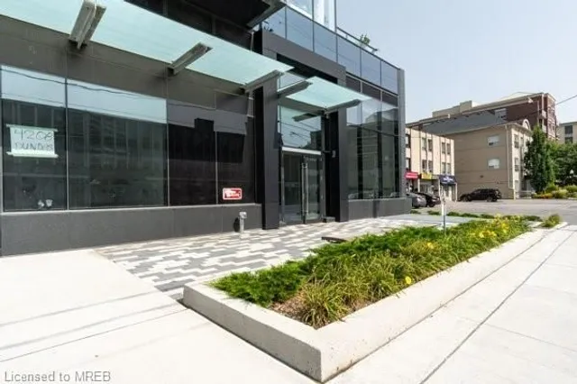 Additional image 23 of 4208 Dundas Street West Unit 315