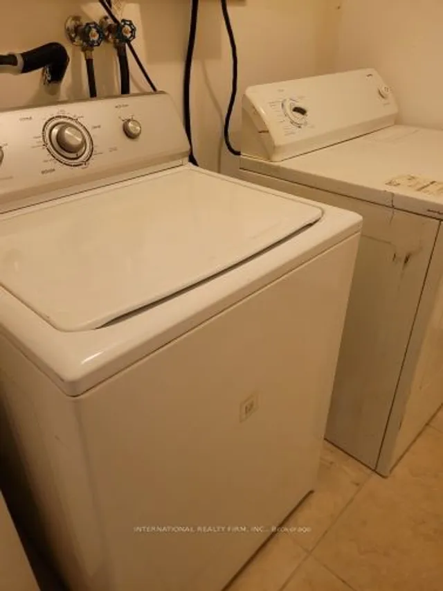 Additional image 23 of 23 Hackett Ave