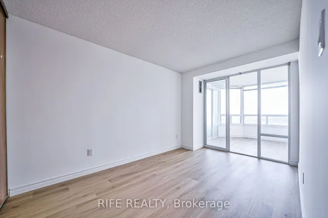 Additional image 21 of 330 Alton Towers Circ Unit 1603