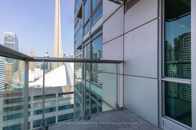 Additional image 32 of 81 Navy Wharf Crt Unit 2310