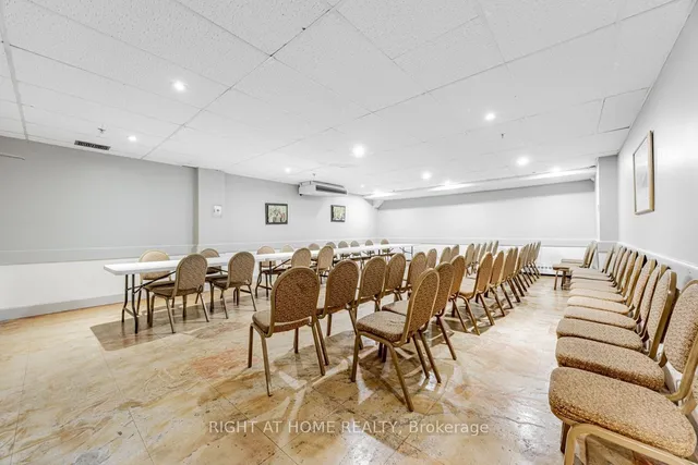 Additional image 6 of 2050 Bridletowne Circ Unit 911