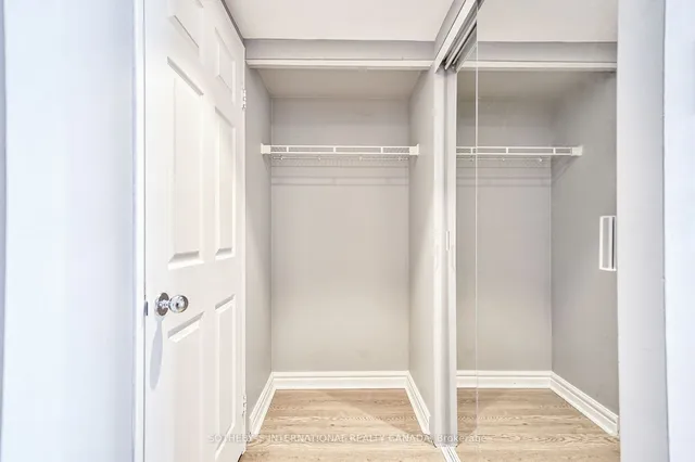 Additional image 8 of 33 University Ave Unit 2506