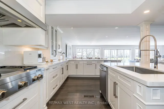 Additional image 10 of 423 Guildwood Pkwy