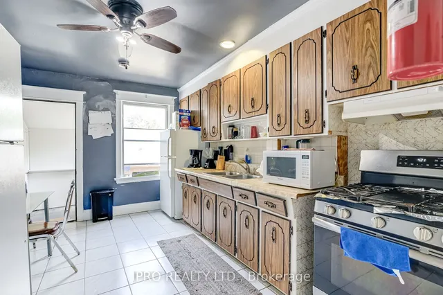 Additional image 24 of 16 Pryor Ave