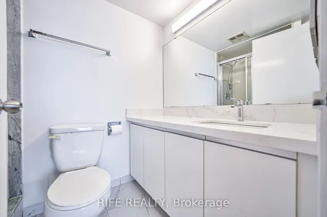 Additional image 27 of 330 Alton Towers Circ Unit 1603