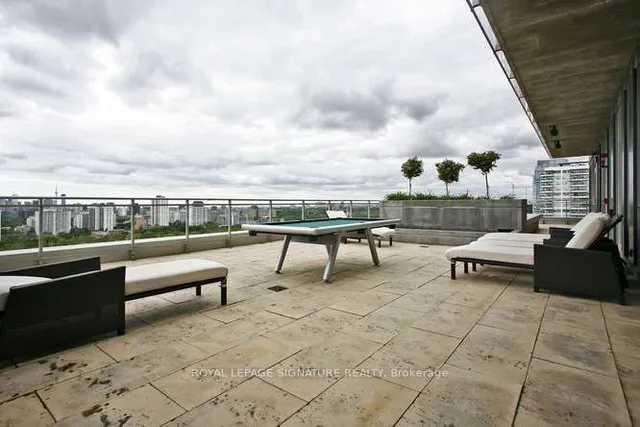 Additional image 28 of 83 Redpath Ave Unit 402