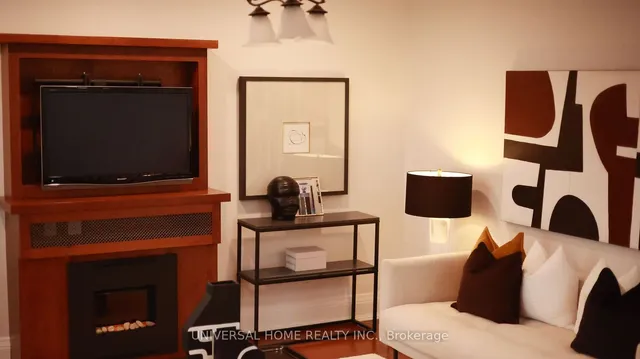 Additional image 6 of 25 Greenview Ave Unit TH43