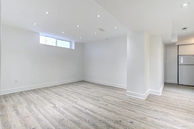 Additional image 32 of 2 Christina Cres