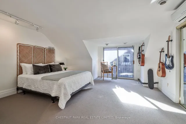 Additional image 25 of 136 Farnham Ave