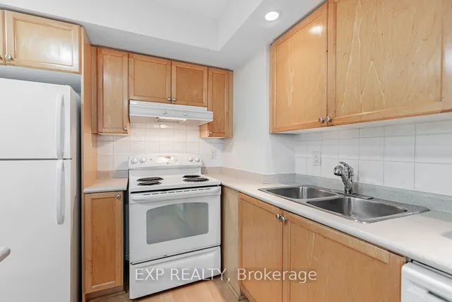 Additional image 7 of 5229 Dundas St Unit 701