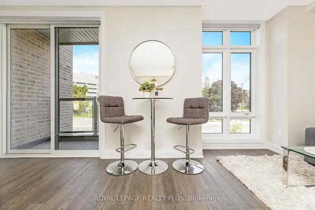 Additional image 13 of 721 Lawrence Ave Unit 84