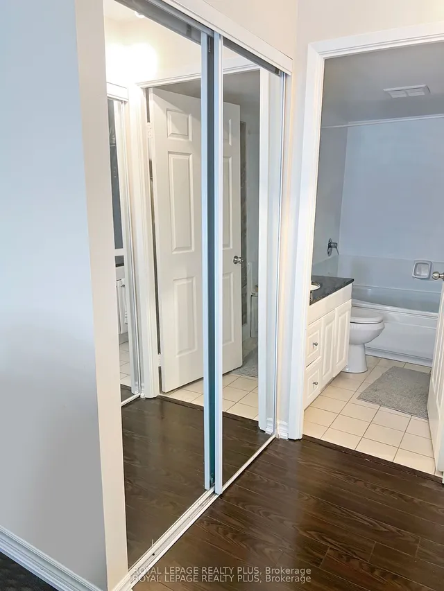 Additional image 13 of 44 Gerrard St Unit 1601