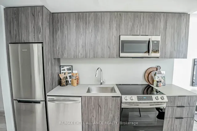 Additional image 20 of 50 Power St Unit 1604