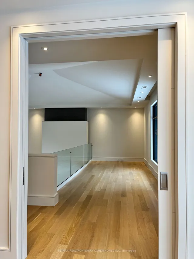 Additional image 16 of 103 Old Colony Rd