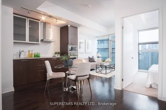 Additional image 4 of 12 York St Unit 4911