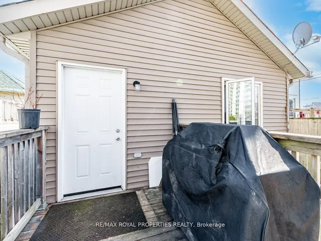 Additional image 30 of 32 St Dunstan Dr