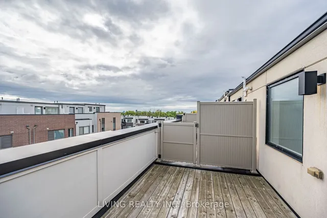 Additional image 35 of 21 Caroline Carpenter Grve