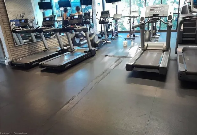 Additional image 23 of 33 Harbour Sq Unit 2037