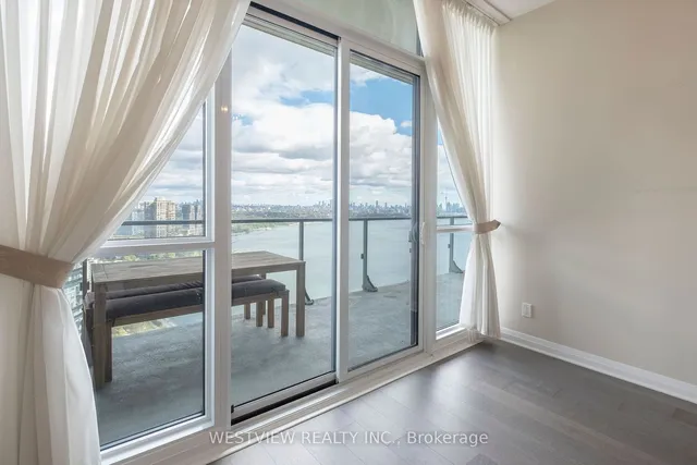 Additional image 24 of 59 Annie Craig Dr Unit PH3901