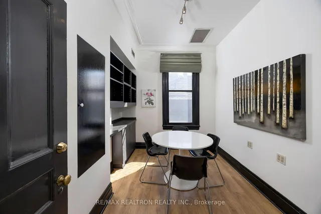 Additional image 15 of 37 Madison Ave