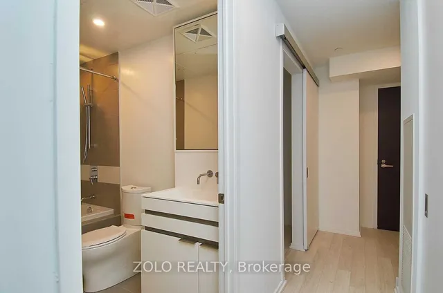 Additional image 13 of 197 Yonge St Unit 5611