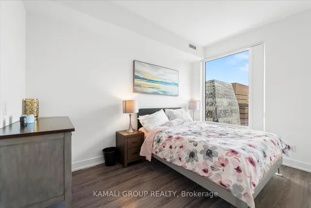 Additional image 15 of 20 Edward St Unit 904