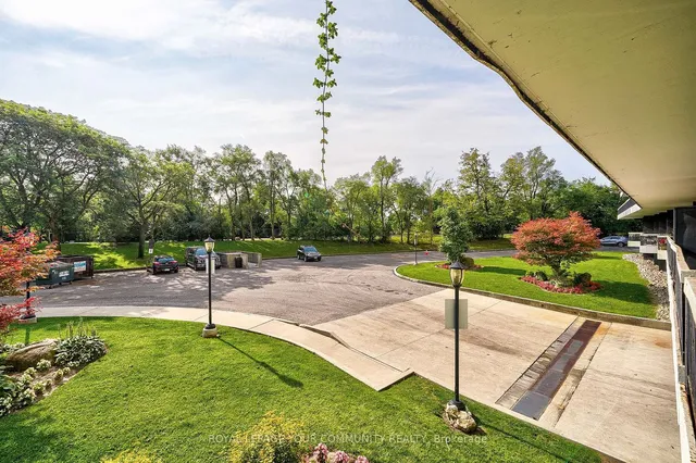 Additional image 38 of 115 Antibes Dr Unit 101