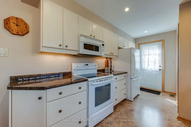 Additional image 8 of 30 Schubert Dr