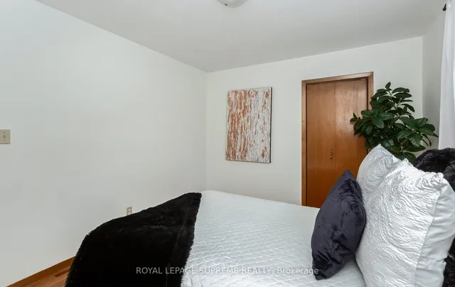 Additional image 13 of 34 Woodgate Dr