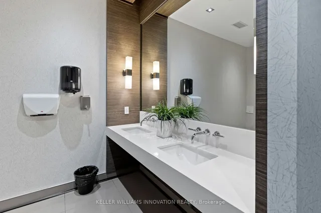 Additional image 30 of 33 Shore Breeze Dr Unit 1105