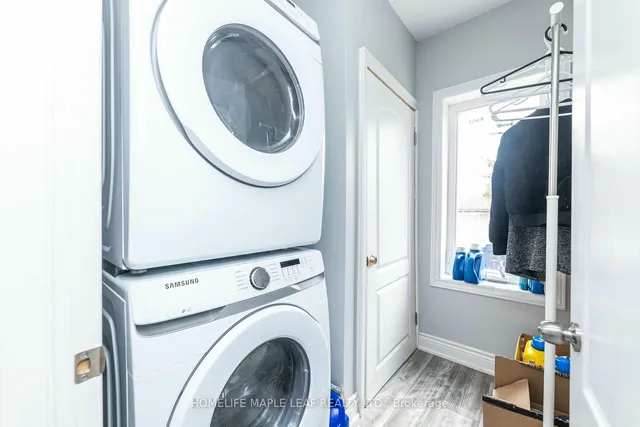 Additional image 16 of 9 Hertford Ave