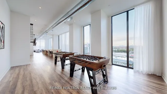 Additional image 30 of 135 East Liberty St Unit 1512