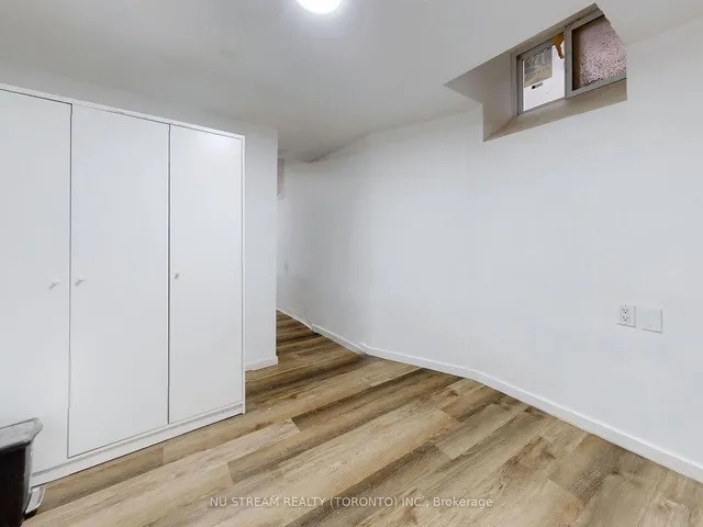 Additional image 33 of 23 Ross St
