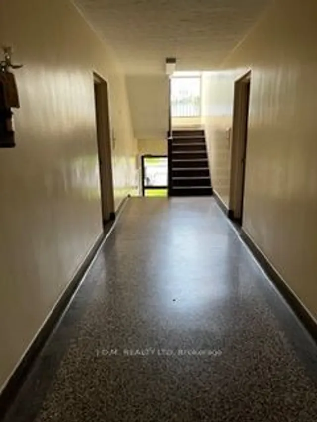 Additional image 7 of 2422 Keele St