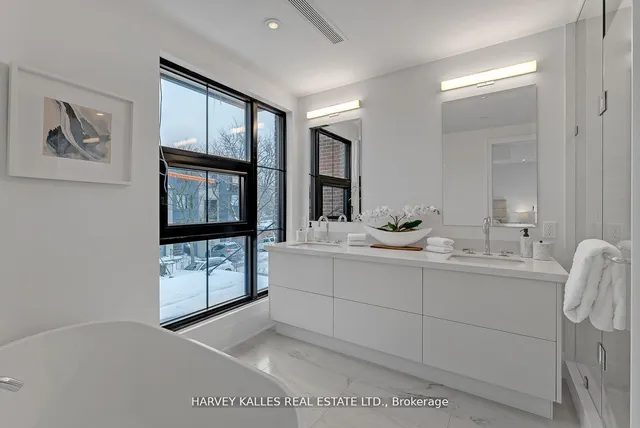 Additional image 35 of 36 Birch Ave Unit 109