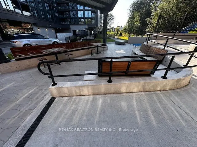 Additional image 19 of 250 Lawrence Ave Unit 415